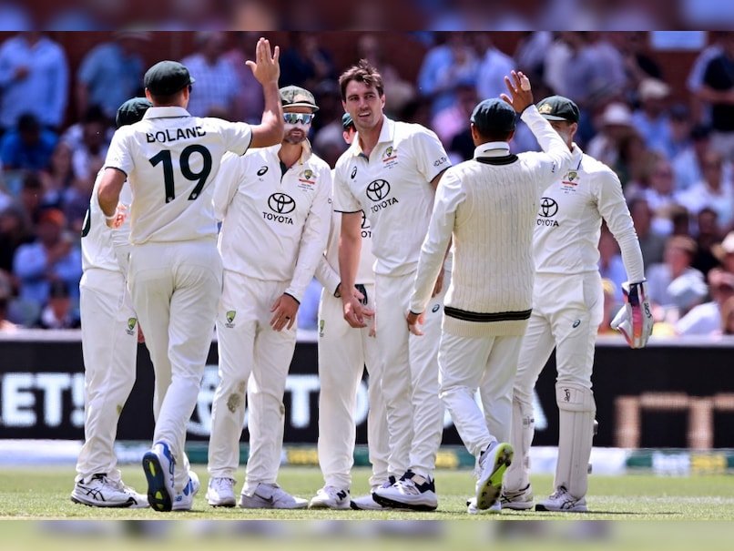 Starc delivers a masterclass. Australia leave England reeling after Day 3 at the Gabba